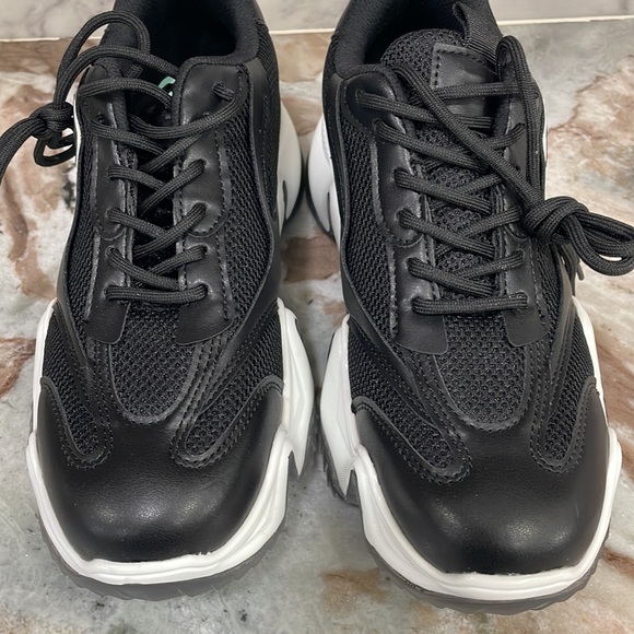 BNWT True Religion Womens RORY Black White Chunky Platform Sneakers Size 8.5 - Picture 8 of 11